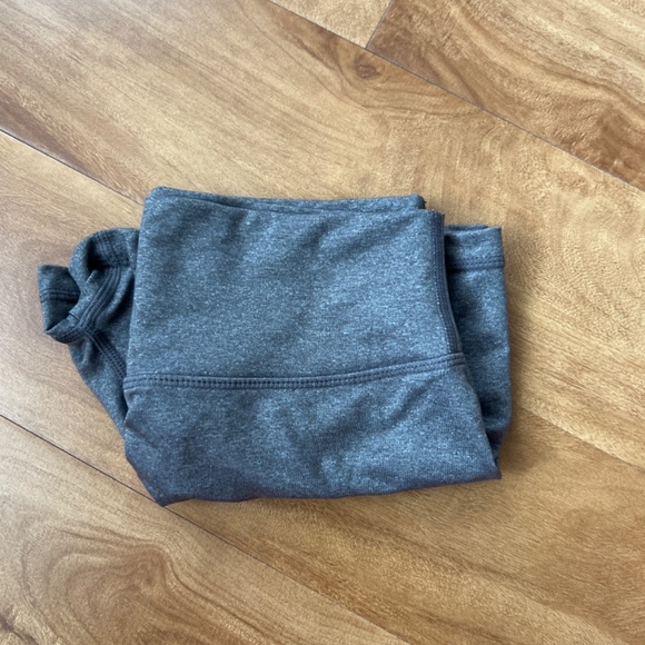 Muscle Nation Booty Scrunch Shorts - Picture 3 of 3